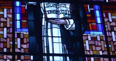 stained glass 4702215 1280